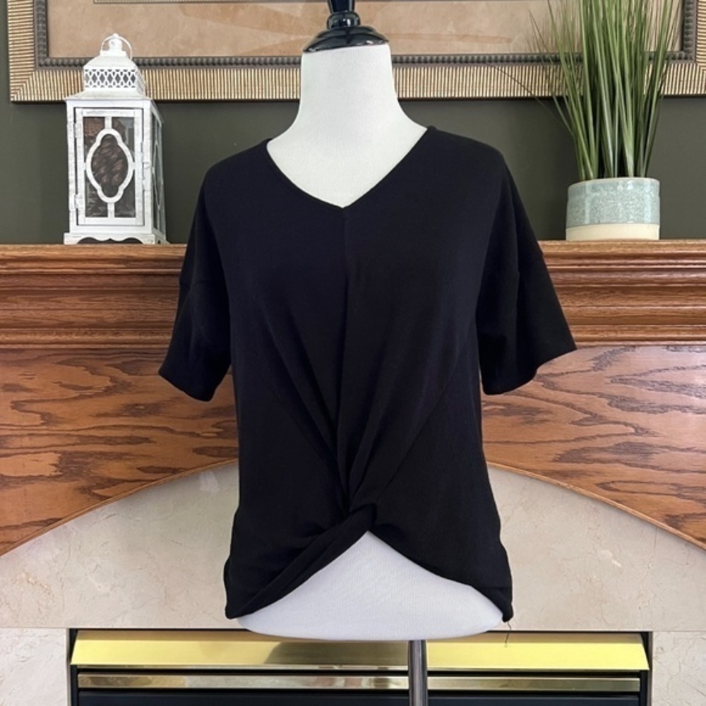 Harper‎ Heritage Black Knotted Crop Sweater Sz. L